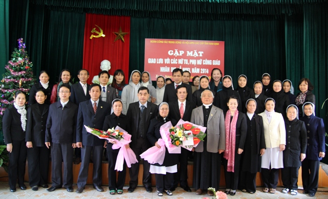 Nam Dinh province: Christmas meeting with Catholic sisters and women of Bui Chu Saint An’s Orphanage